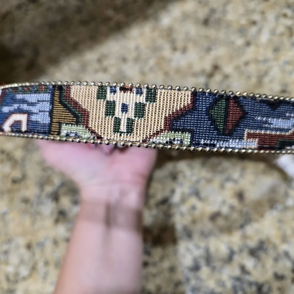 Women's Vintage 80's Elite Tapestry Waist Belt Gold Hardware, Size S 28 Inches